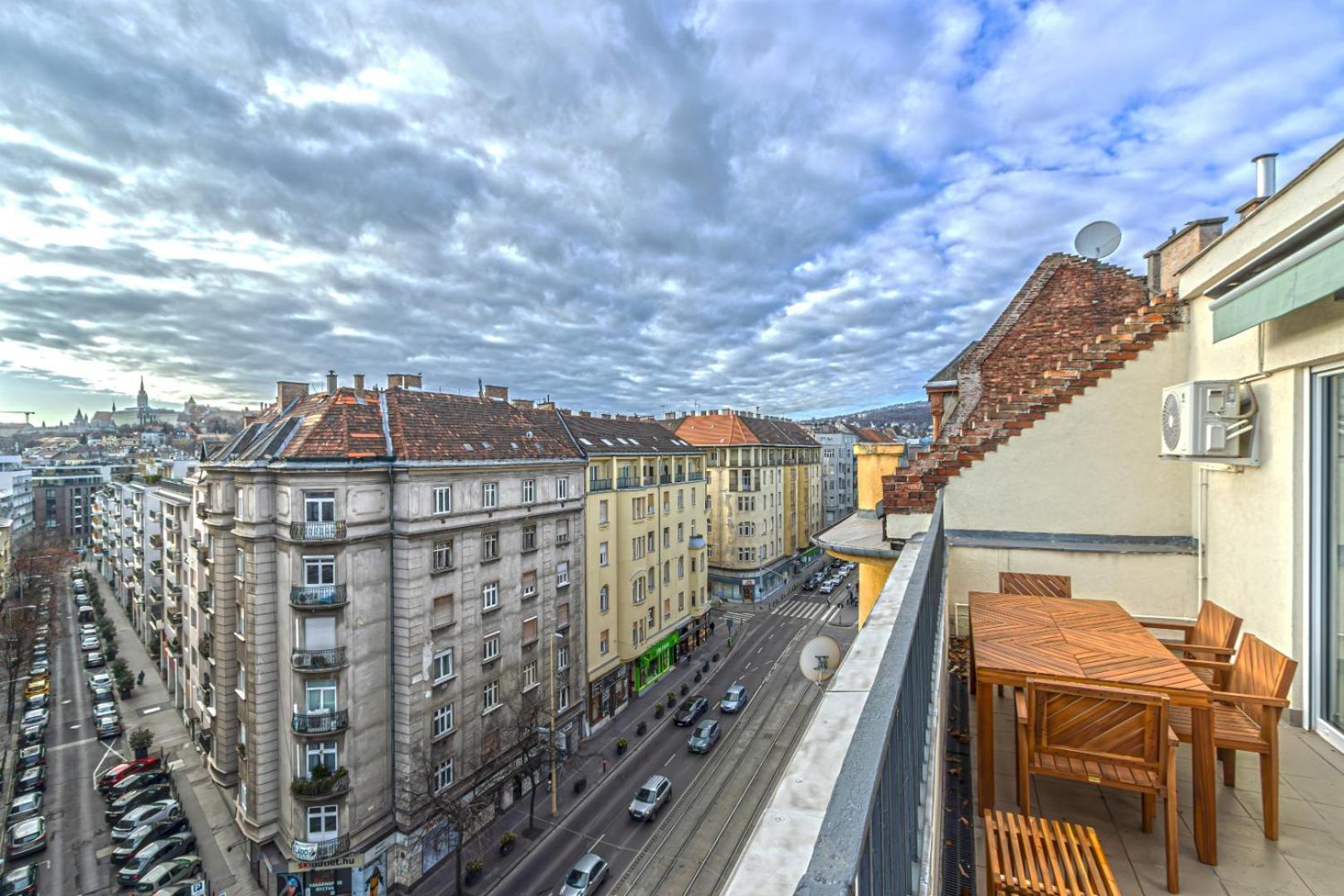 Buda Floor With Terrace & View *